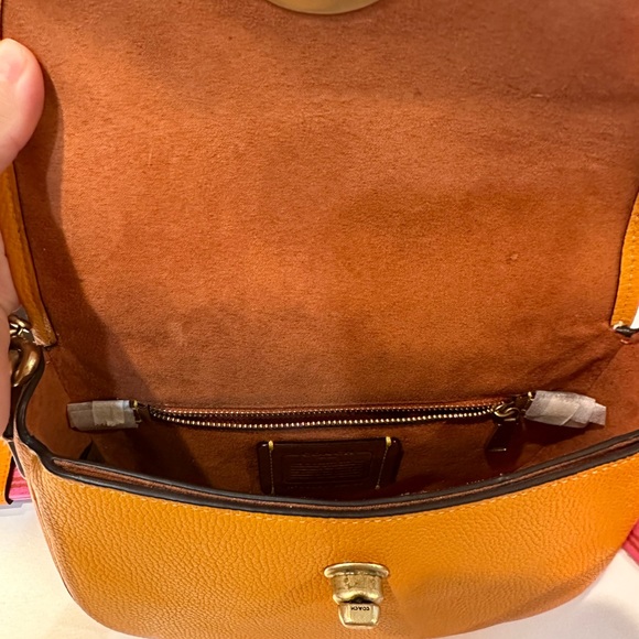 Coach cross body bag - Picture 3 of 5